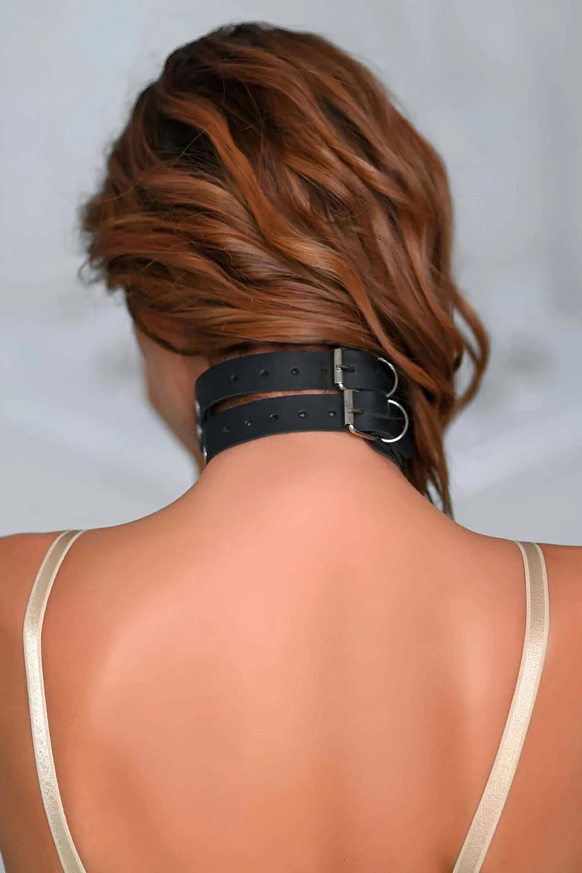 ឈុតខ្សែក Choker ដាំដុំដែកភ្ជាប់កងចងកដៃ