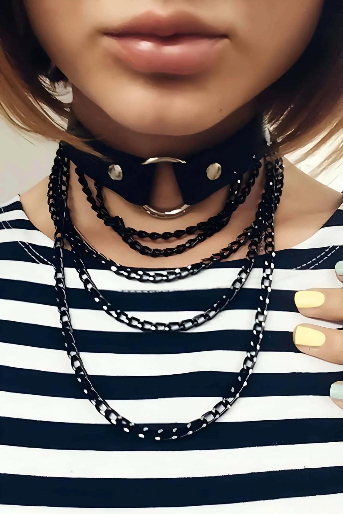 Choker និងខ្សែជើងប្រភេទ Multilayer Chain