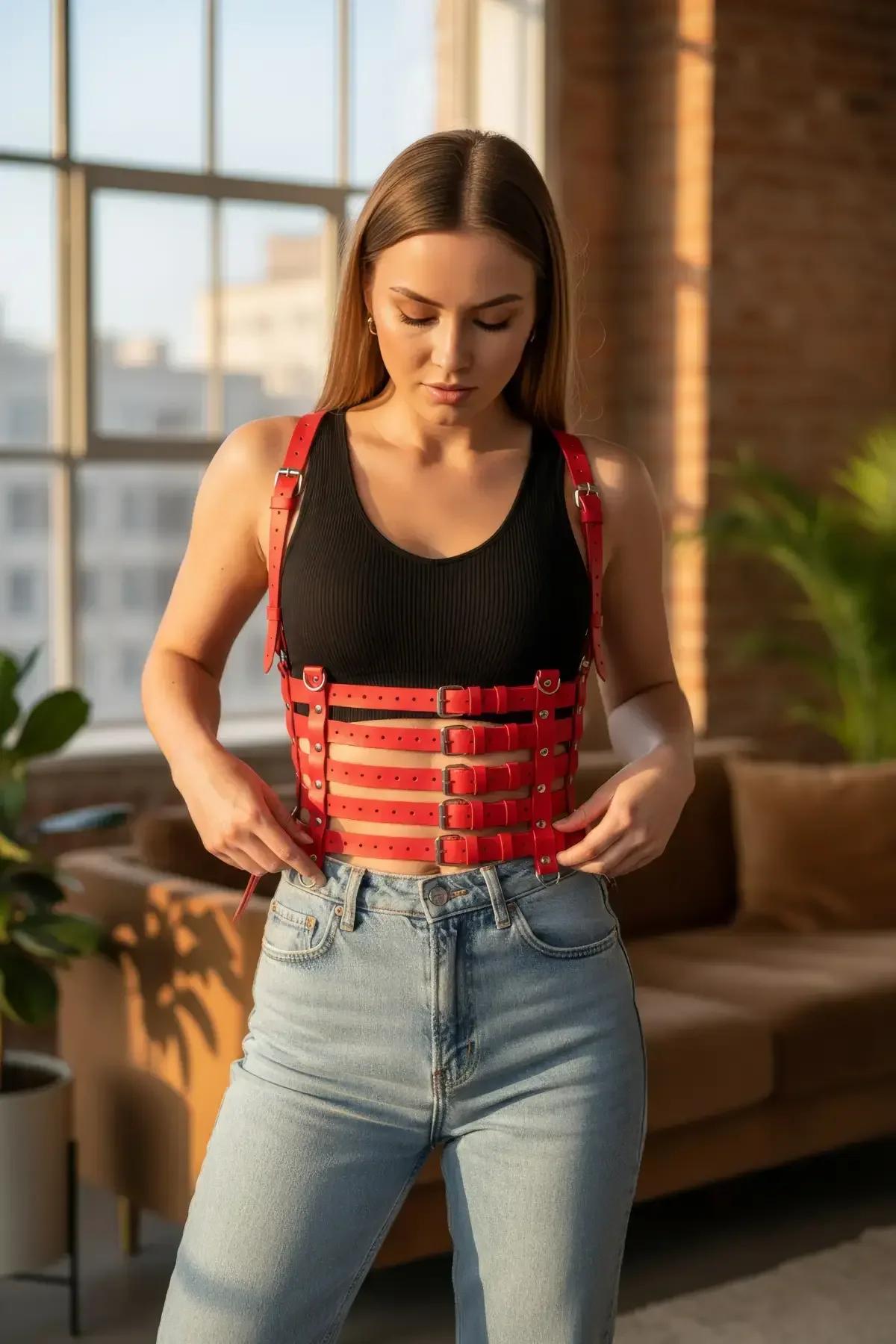 ខ្សែក្រវ៉ាត់ម៉ូតពិសេស ស្ត្រីក្រហម សម្រាប់តុបតែងខ្លួនទាន់សម័យ