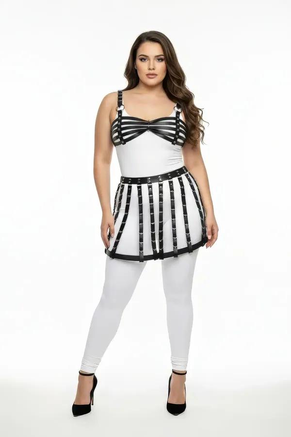 ខ្សែក្រវាត់សំពត់ទ្រុងស្បែកសិប្បនិម្មិតពណ៌ខ្មៅជាមួយគ្រាប់ដែក