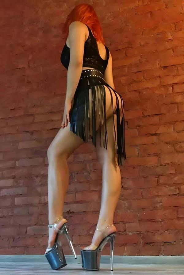 សំពត់ខ្លីស្បែកសិប្បនិម្មិតព្រុយសរសៃ