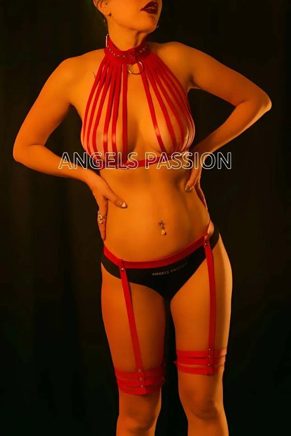 ឈុតខ្សែរុំទ្រូងនិងភ្លៅជាមួយខ្សែក O-Ring