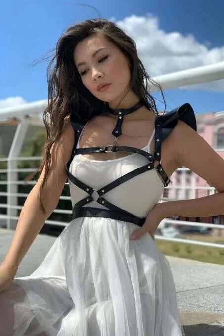 ខ្សែពាក់ខ្លួនជាមួយ O-Ring លម្អ